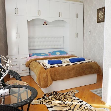 Belas House With Terrace Kutaisi Exterior photo