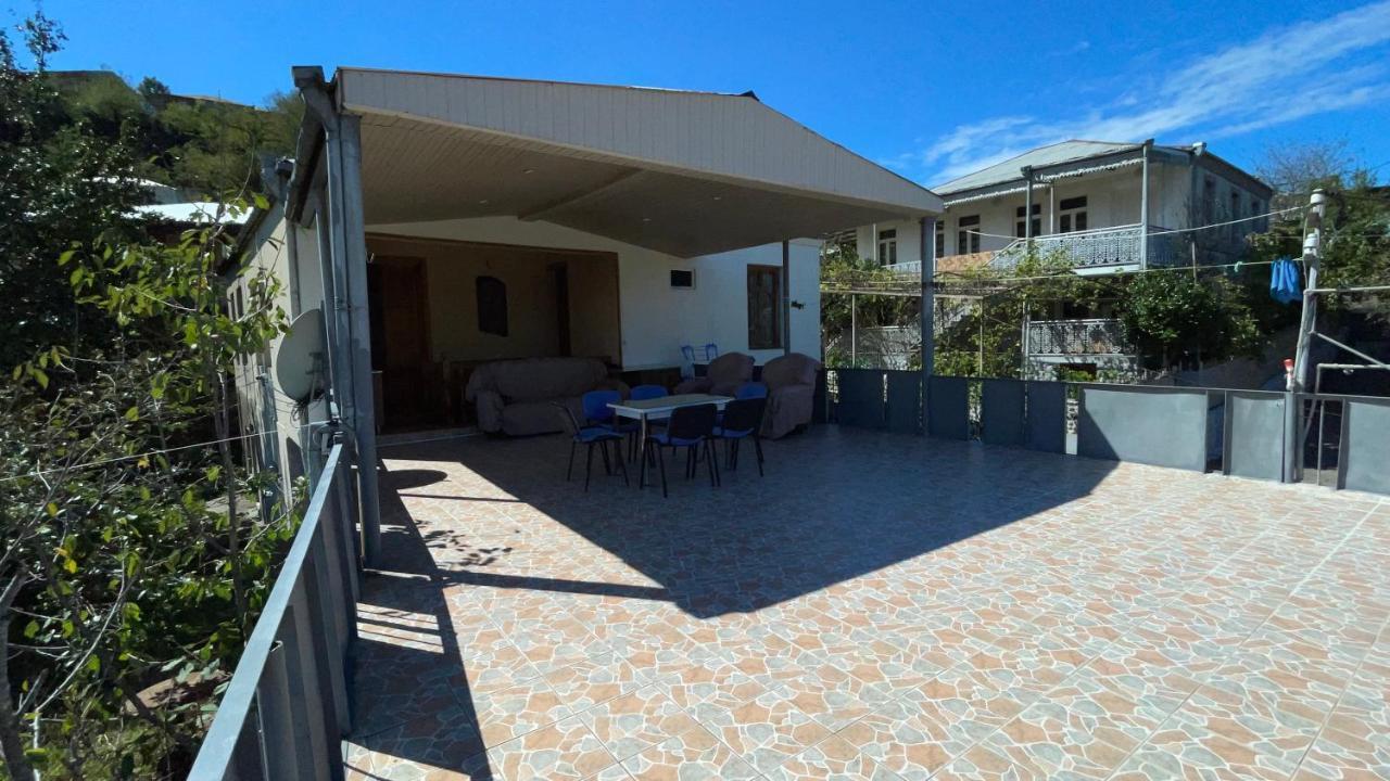 Belas House With Terrace Kutaisi Exterior photo