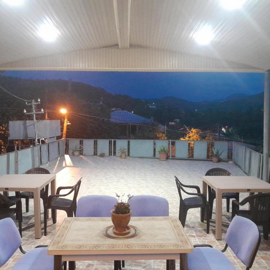 Belas House With Terrace Kutaisi Exterior photo